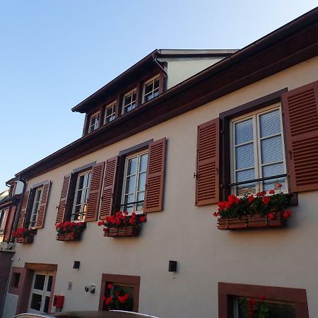 Les gîtes de la Tour, appartement La Plaine Saint-Hippolyte  Extérieur photo