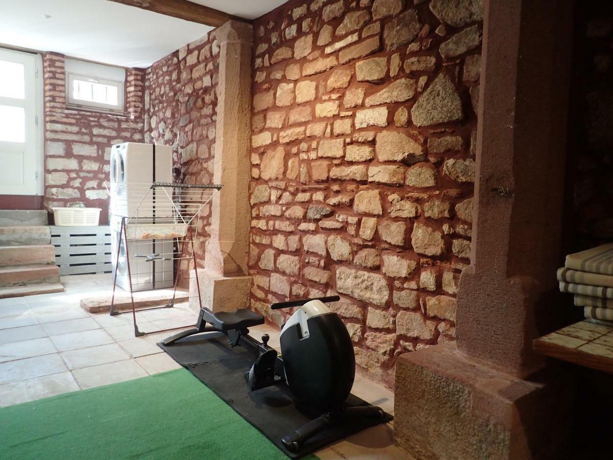 Les gîtes de la Tour, appartement La Plaine Saint-Hippolyte  Extérieur photo